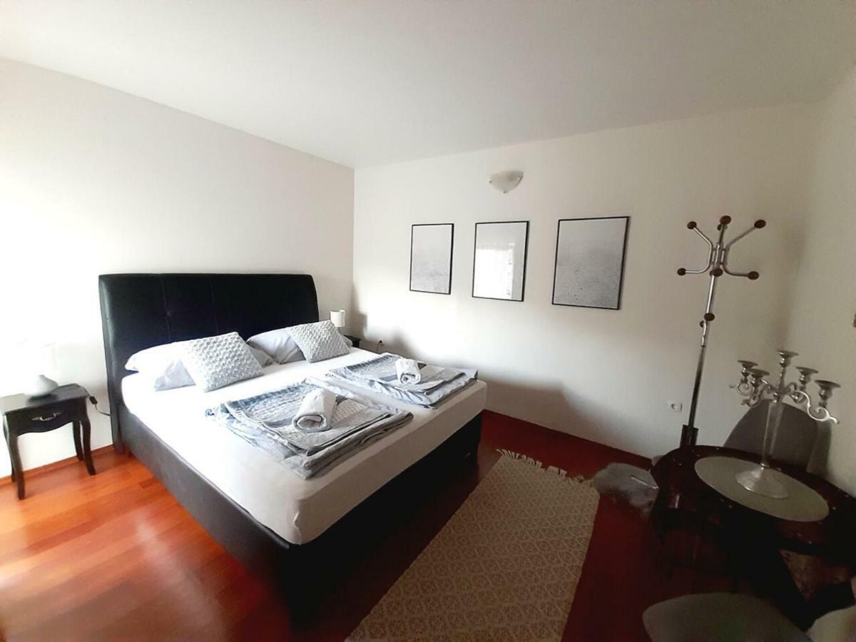 Apartments Thea Mostar Extérieur photo
